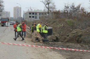 Киевляне боятся взрыва из-за аварии газопровода в Голосеево