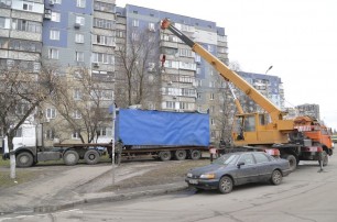 Киевское кладбище ларьков напоминает город из фильма ужасов