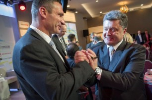 Порошенко в качестве премьера может стать опасным для Кличко — эксперт