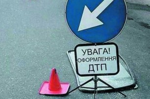 Во Львовской области с дороги смыло автобус с пассажирами