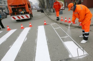 Киев будет экономить на дорожной разметке