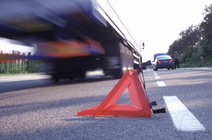 В Харьковской области перевернулся автобус