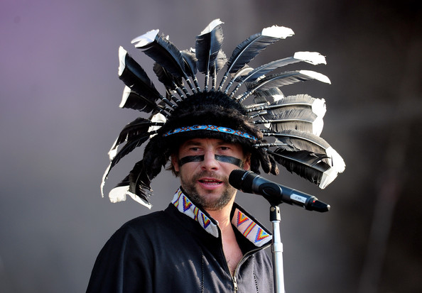 Сегодня солист Jamiroquai празднует 45-летие