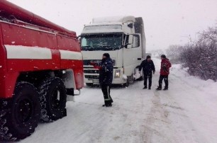 В пяти областях Украины объявлен критический уровень аварийности на дорогах