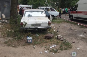 Взрыв авто в Киеве: пострадали дети (видео)