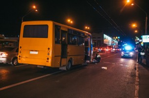 В столице маршрутка насмерть сбила пешехода