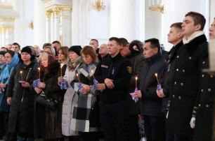 В Одессе в соборе УПЦ простились с погибшим во время пожара спасателем