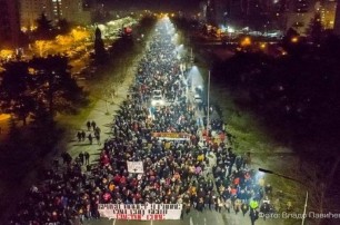 Верующие Черногории требуют возобновить крестные ходы после карантина